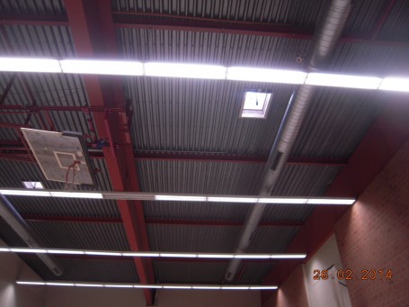 Foto: Umbau   Sanierung Dachkonstr. Sporthalle an den Günthersteichen, Hanau 